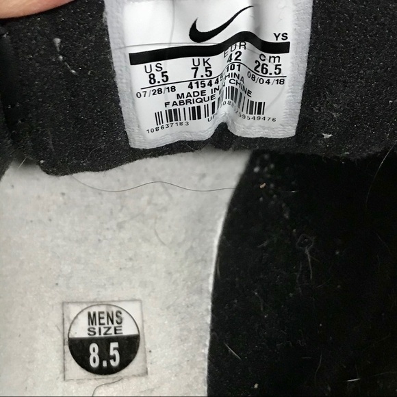 Nike Air Monarch IV Size 8.5 Men’s White/Black/Red Lifestyle Dad Sneaker - Picture 7 of 8